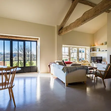 Sleeps 4 Pool Wifi * Villefranque (Pyrenees-Atlantiques)